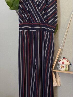 Kaileigh Women's XL Navy Striped Sleeveless Wide Leg Jumpsuit EUC